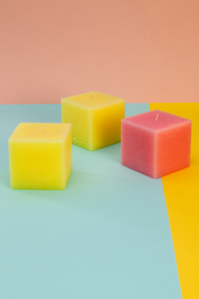 Свечи в КАЛЕЙДОСКОП, форма куб 7,5*7,5 (уп.3шт) №17